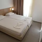 Catherine Hotel 2*